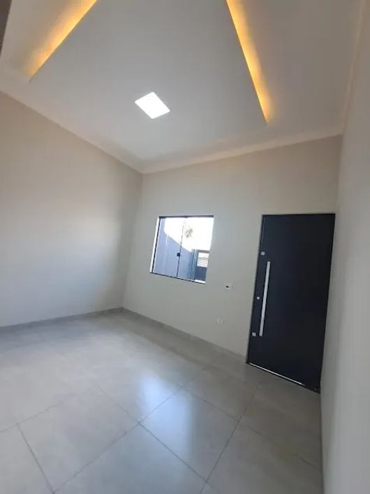 CASA MODERNA NO BAIRRO RITA VIEIRA