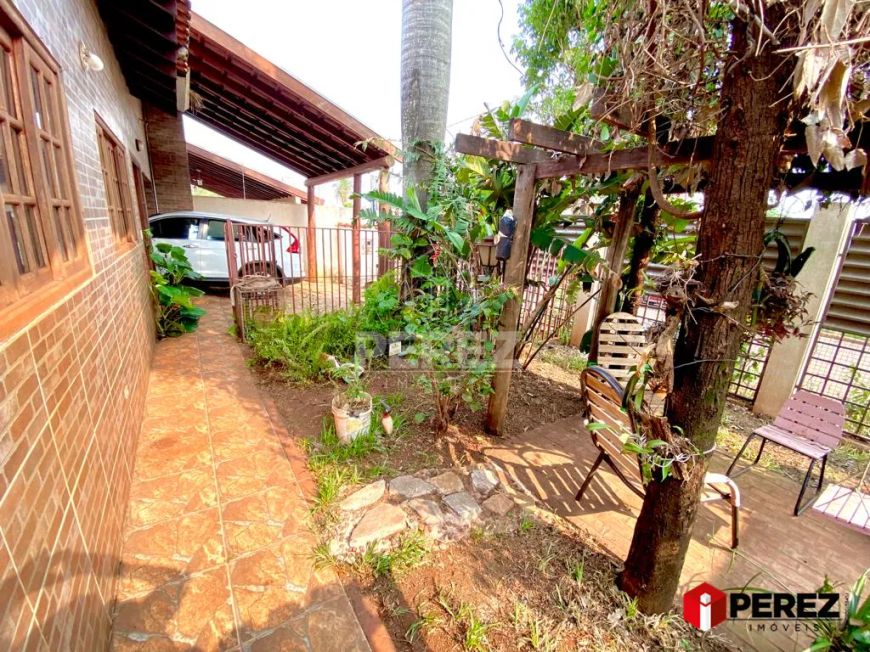 Casa Térrea no Bairro Jardim Seminário