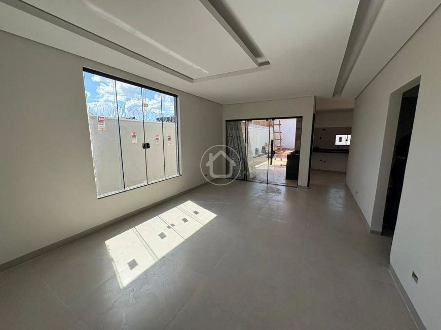CASA PIONEIROS