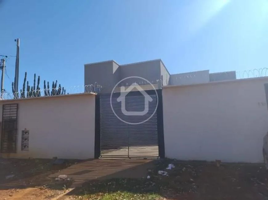 APARTAMENTO EM CONDOMINIO COM 2 QUARTOS