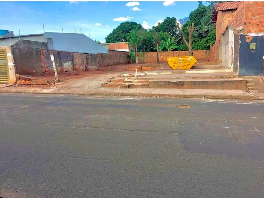 🌿Terreno comercial no Bairro Jardim Presidente