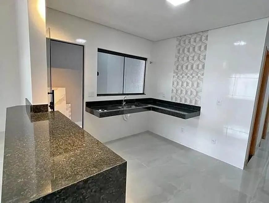 Imóvel para venda tem 175 metros quadrados com 2 quartos