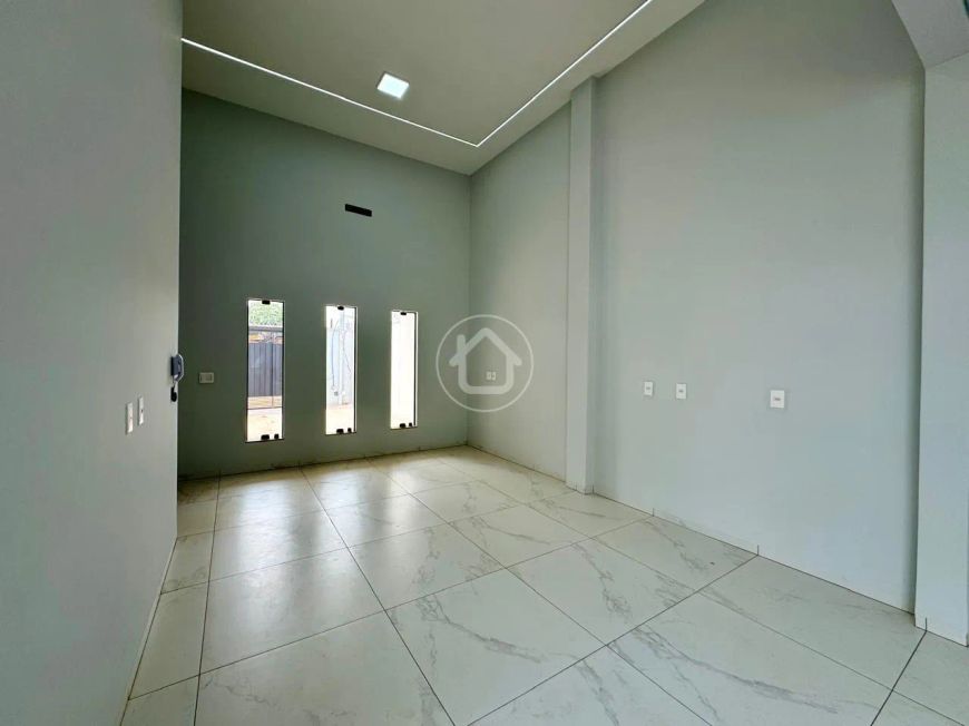 BELÍSSIMA CASA TÉRREA ALTO PADRÃO NO VILAS BOAS