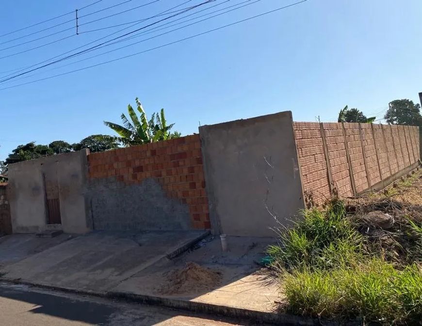 Amplo terreno murado no Nova Lima