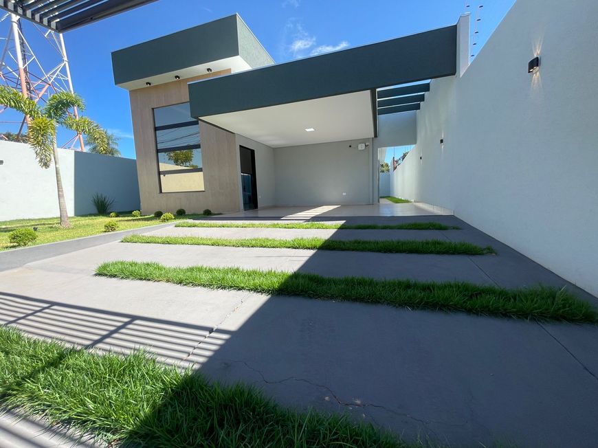Casa térrea padrão condomínio