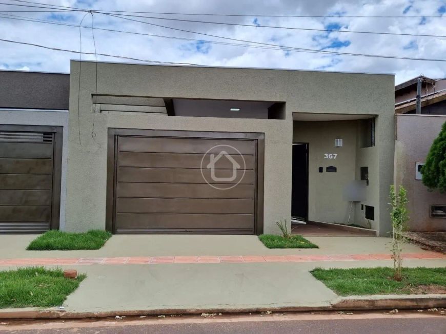 CASA NOVA COM FINO ACABAMENTO - RITA VIEIRA