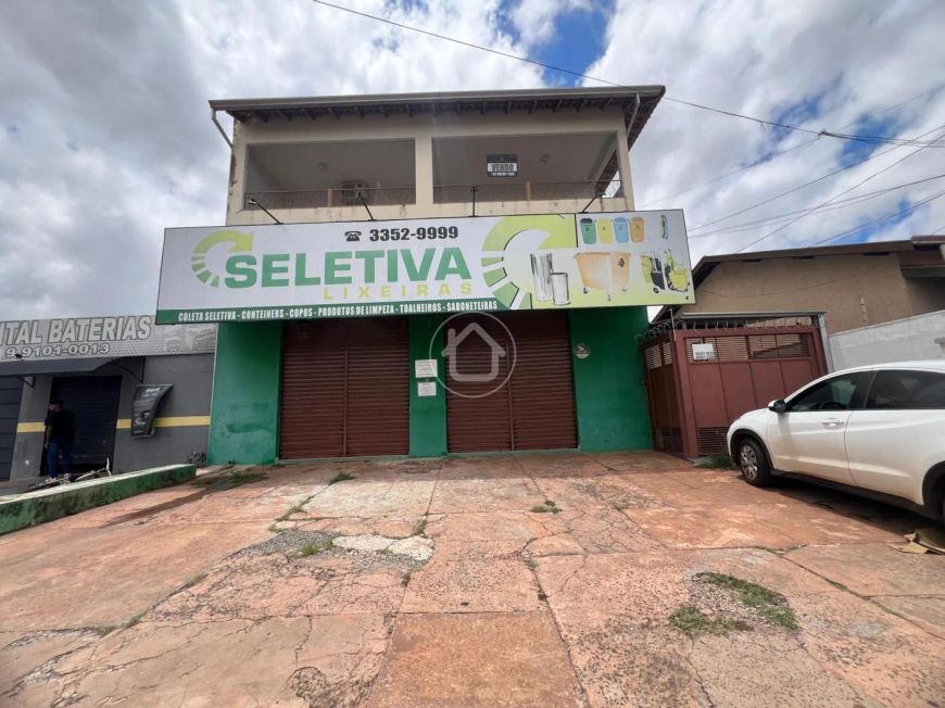 SALÃO COMERCIAL COM MEZANINO