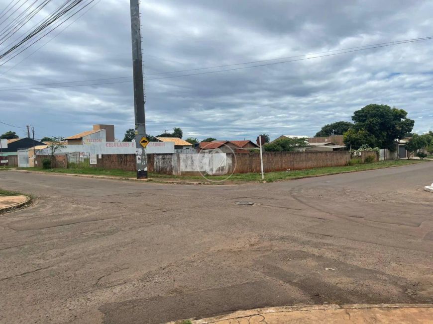 TERRENO COM 1080 M2