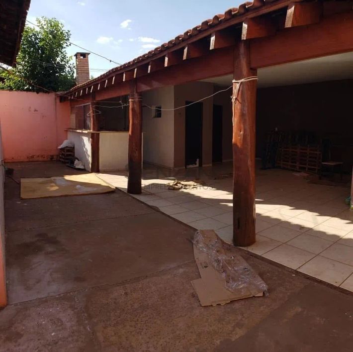 Casa em Vila Piratininga - Campo Grande