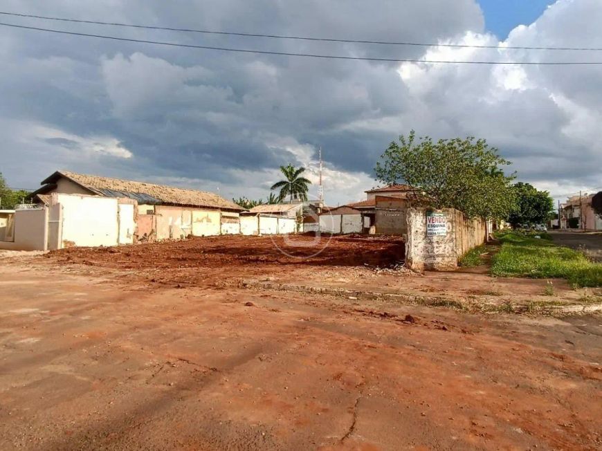 TERRENO JD. SÃO LOURENÇO