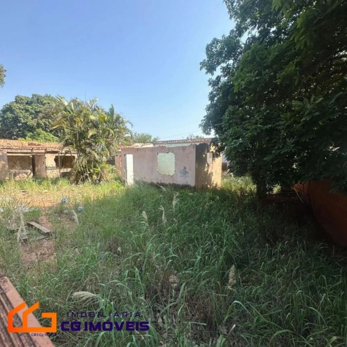 Terreno de esquina á venda com631,50m² no Jardim Montevidéu em Campo Grande - MS