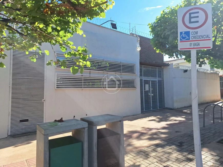 PREDIO COMERCIAL COM BOA LOCALIZAÇÃO NO CENTRO