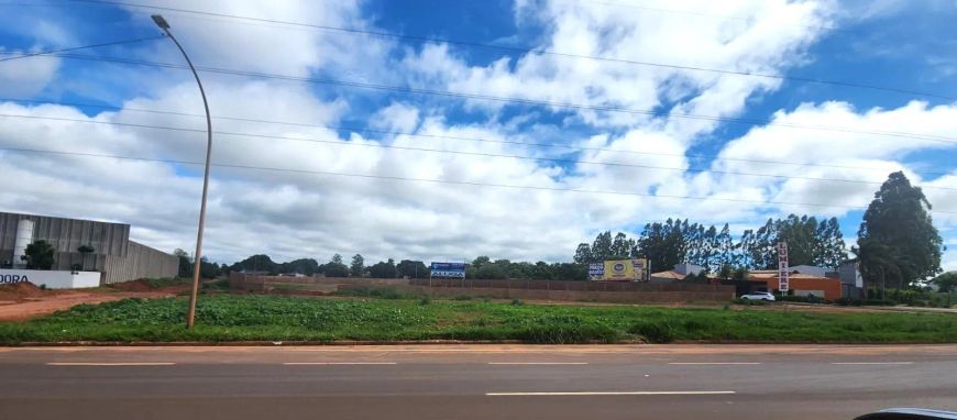 QUADRA 155 - LOTE 10A - ÁREA TOTAL = 5.640 m2. sendo 67 metros de frente por 90 metros fundos (irreg