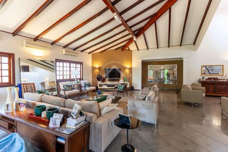 SOBRADO COM 04 SUITES NO JARDIM SÃO BENTO