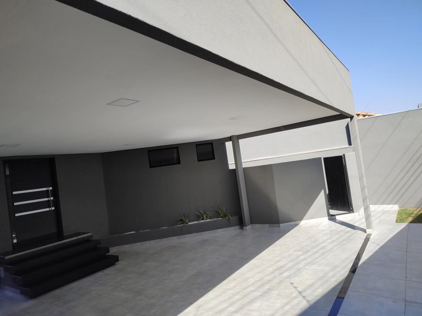 Espetacular , Linda casa, arquitetura diferenciada. No Giocondo Orsi - Campo Grande - MS