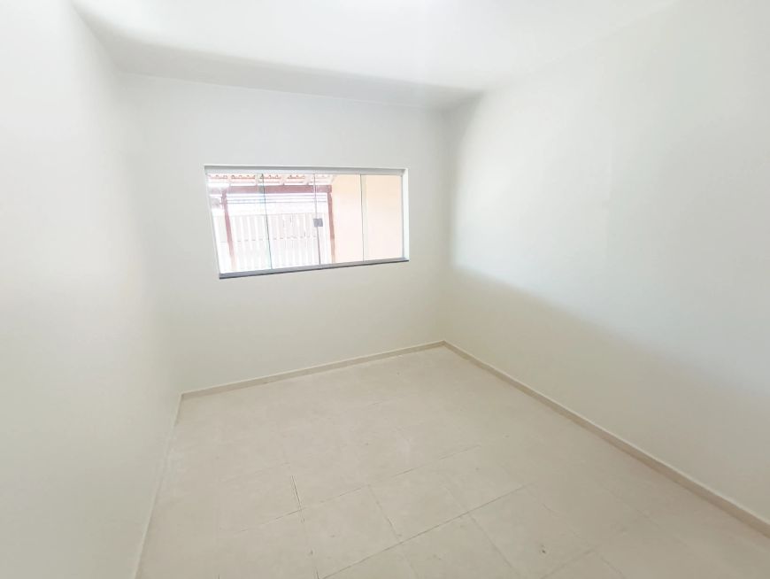 Casa 03 quartos, 01 suíte na 25 Leste