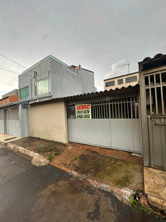 Casa a venda