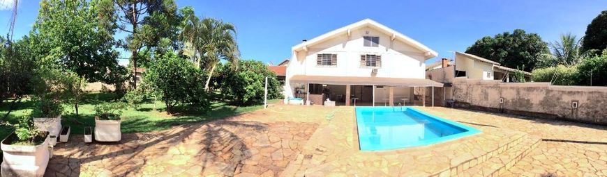 Sobrado à venda, 8 quartos, 4 vagas, Vila Bandeirante - Campo Grande/MS