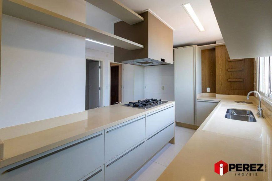 Apartamento no Condomínio Ile de France