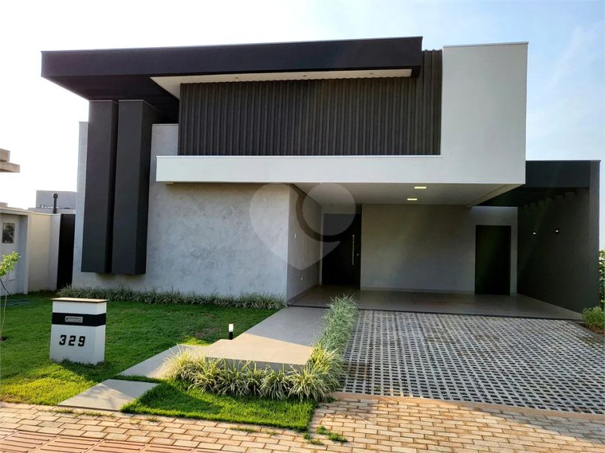 Casa térrea com 3 quartos à venda em Alphaville Campo Grande 3 - MS