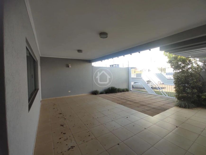 CASA TERREA PROXIMO COLEGIO HARMONIA