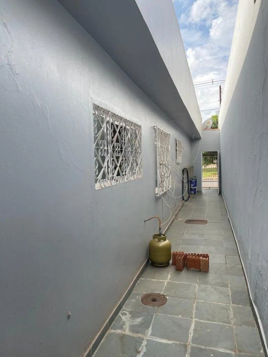 Excelente Casa de Laje na Vila Buritis Quadra 1 - Aceita Financiamento