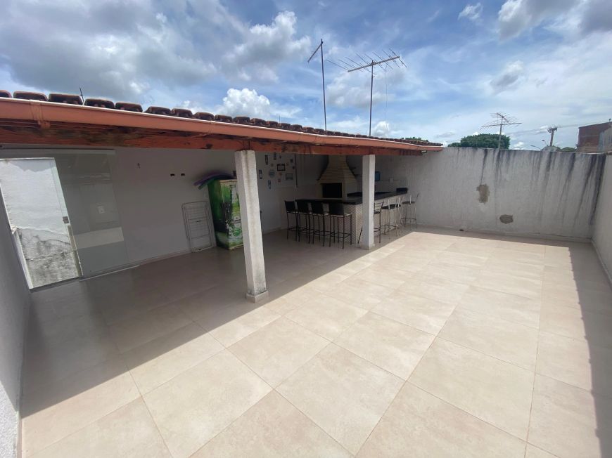 Linda casa na QNP 12 (P sul) Casa 3 quartos, sendo uma suíte.