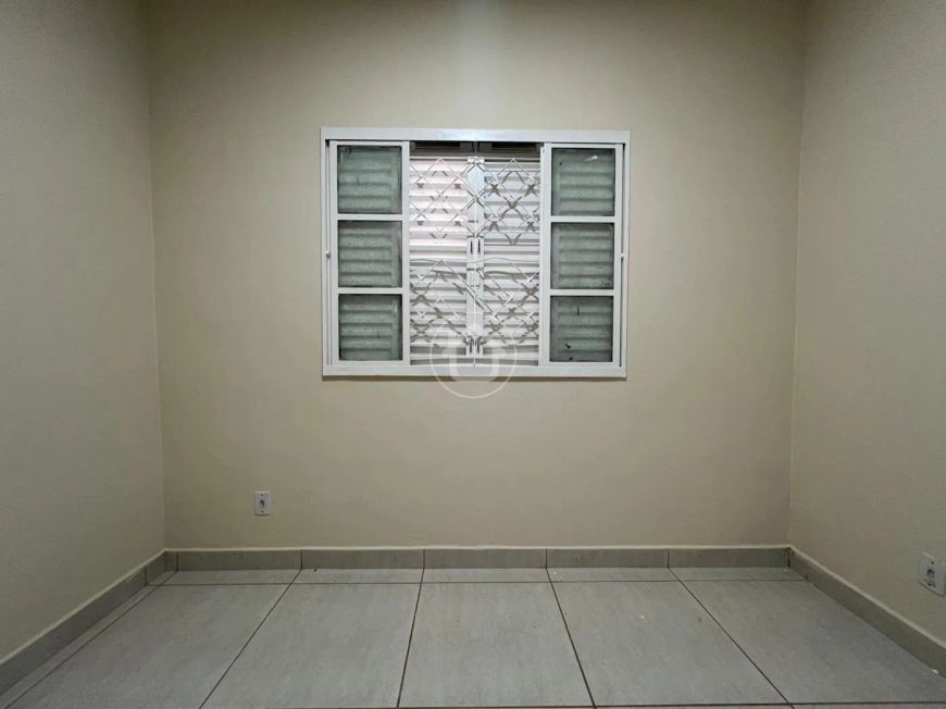 CASA VILA BANDEIRANTES