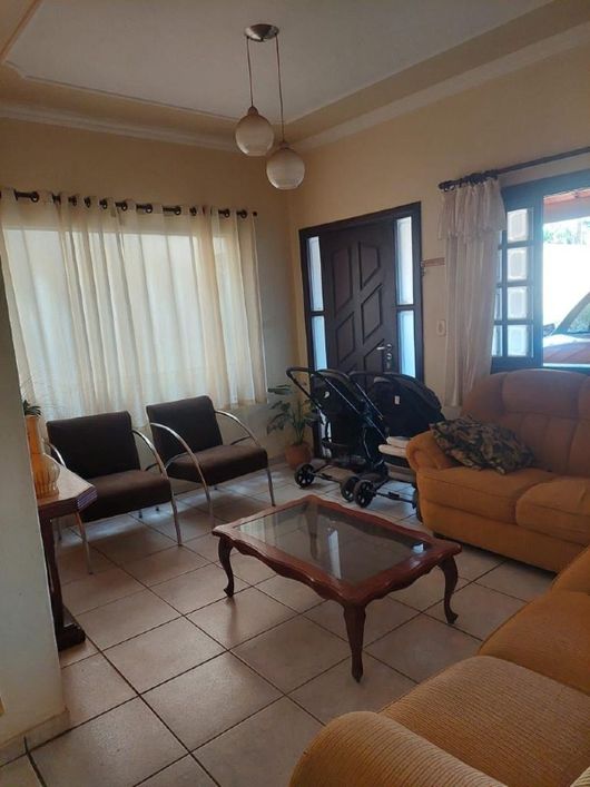 Sobrado à venda, 3 quartos, Jardim Mansur - Campo Grande/MS