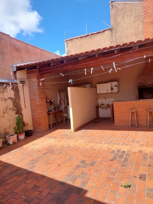 Sobrado à venda, 3 quartos, Jardim Mansur - Campo Grande/MS