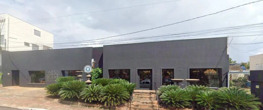 Centro comercial para aluguel com 650 metros quadrados em Centro - Campo Grande - MS