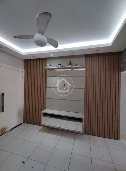 CASA TÉRREA COM DOIS QUARTOS E COM PISCINA