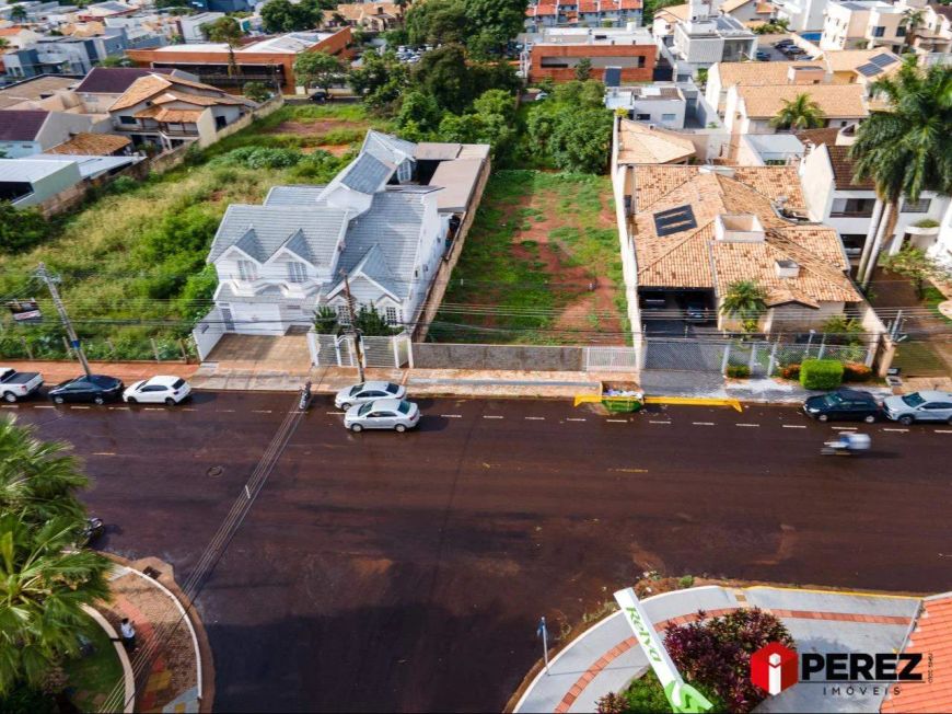 Terreno Comercial no Bairro Chácara Cachoeira