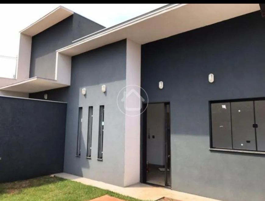 CASA COM 2 DORMITORIOS REGIÃO MILITAR