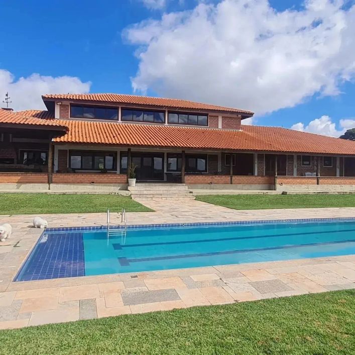 Oportunidade Imperdível: Linda Fazenda com Sede Luxuosa a 50 km de Campo Grande/MS