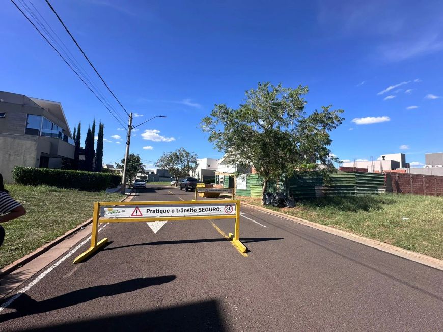 Imóvel para venda possui 474 metros quadrados em Residencial Damha III - Campo Grande - MS