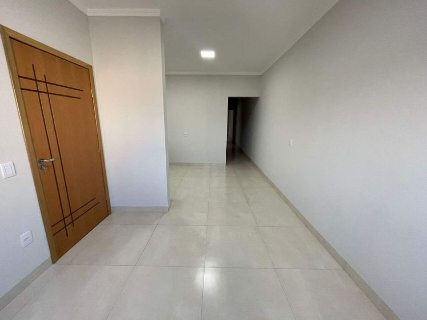 CASA TÉRREA NO JARDIM SAMAMBAIA