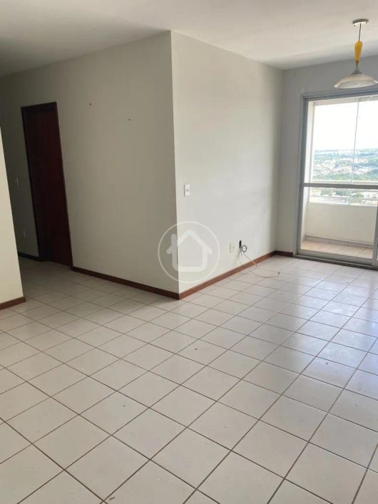 APARTAMENTO COM ÓTIMO PREÇO,ACEITA CARRO.
