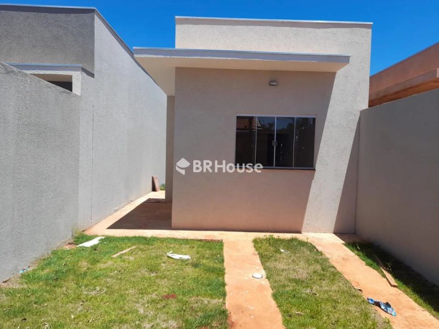 Jardim Colúmbia | Casa 3 quartos, sendo 1 suite