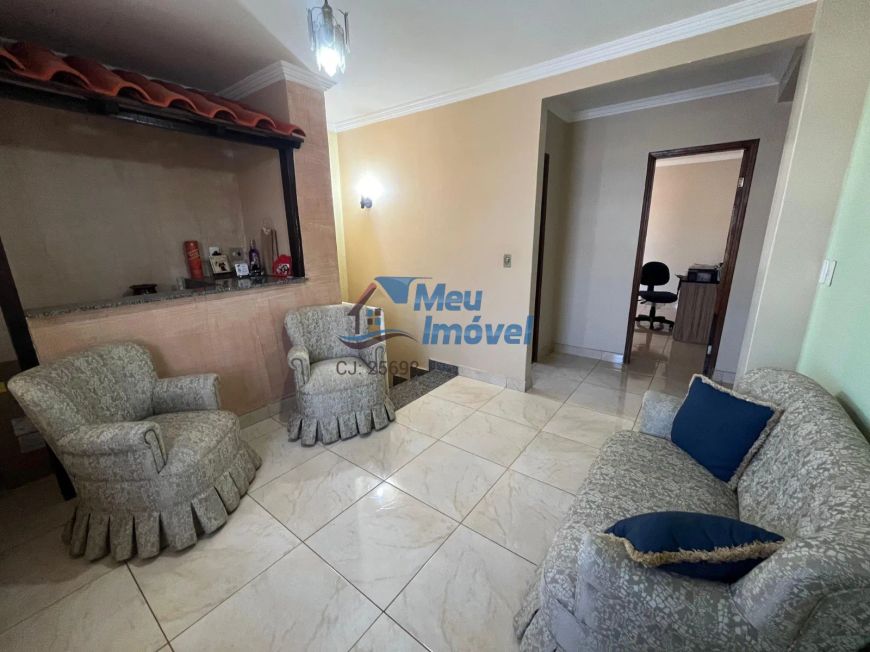 QNN 4 Ceilândia Sul Sobrado 4 Quartos 1 Suíte 2 Vagas 250m² Despensa Varanda