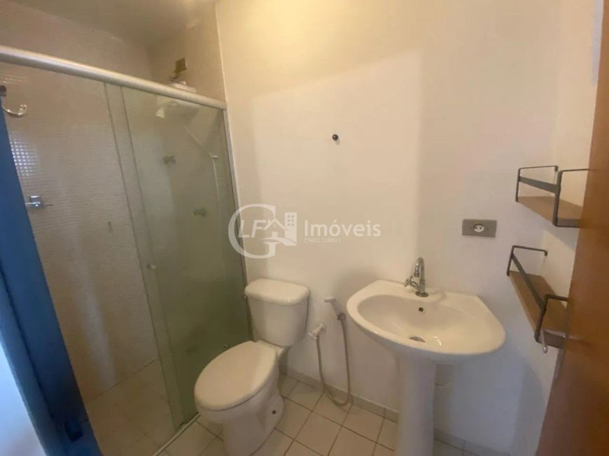 Duplex à venda em condomínio fechado