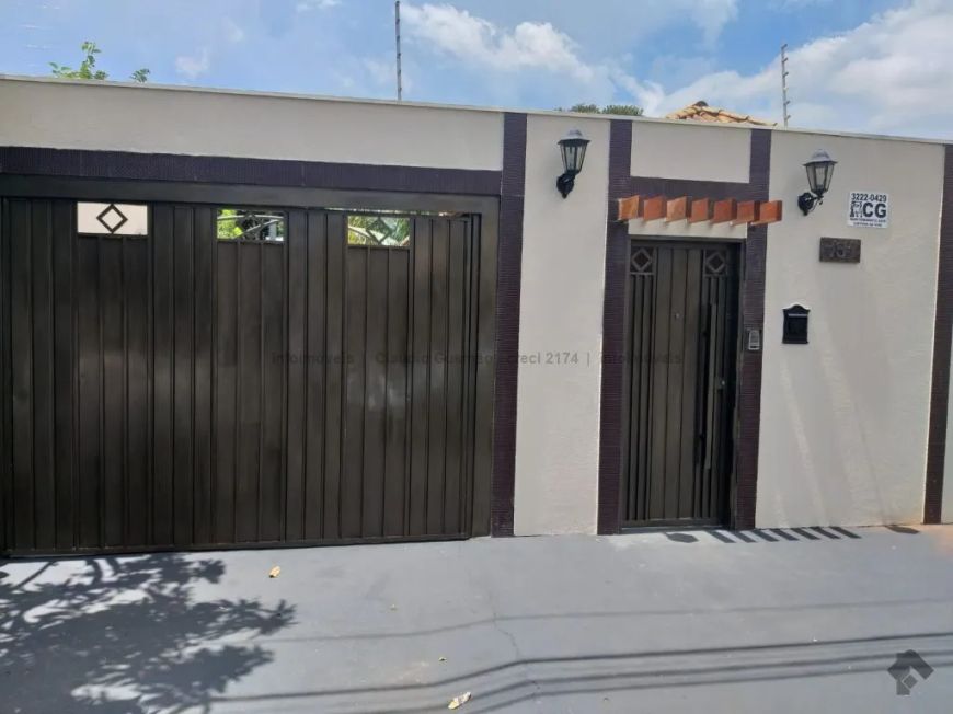 Imóvel para aluguel possui 182 metros quadrados com 2 quartos