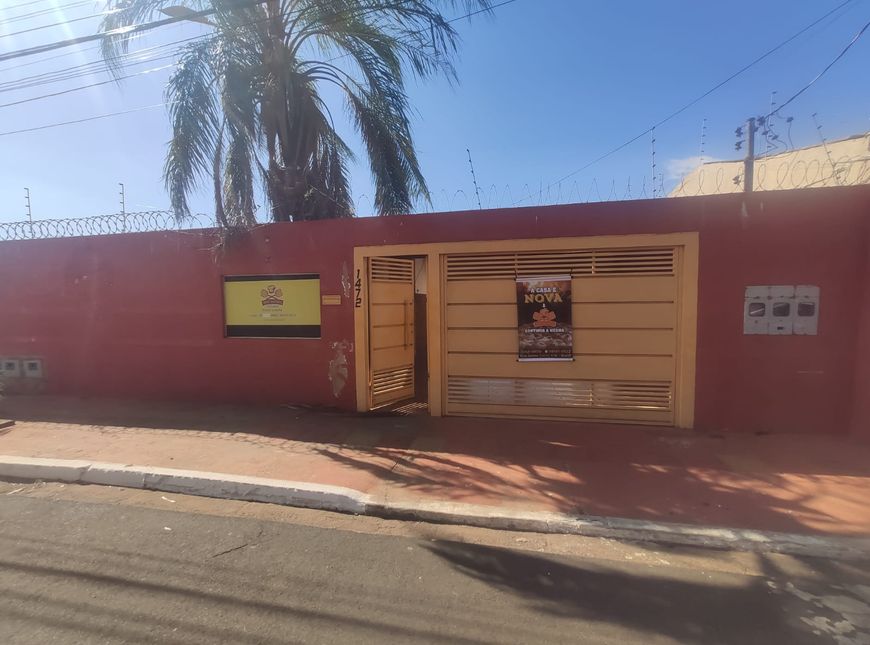 Aluga-se um Lindo imòvel comercial na Orla!