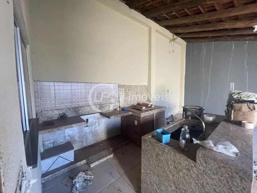 Casa à venda em Campo Grande-MS, Jardim Bonança: 3 quartos, 2 salas, 1 banheiro, 3 vagas de garagem,