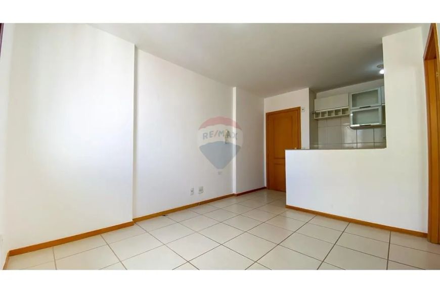 Apartamento de 1 Quarto, Desocupado, de Canto, Nascente e Andar Alto - 38m² - Res. Uno - Águas Clara