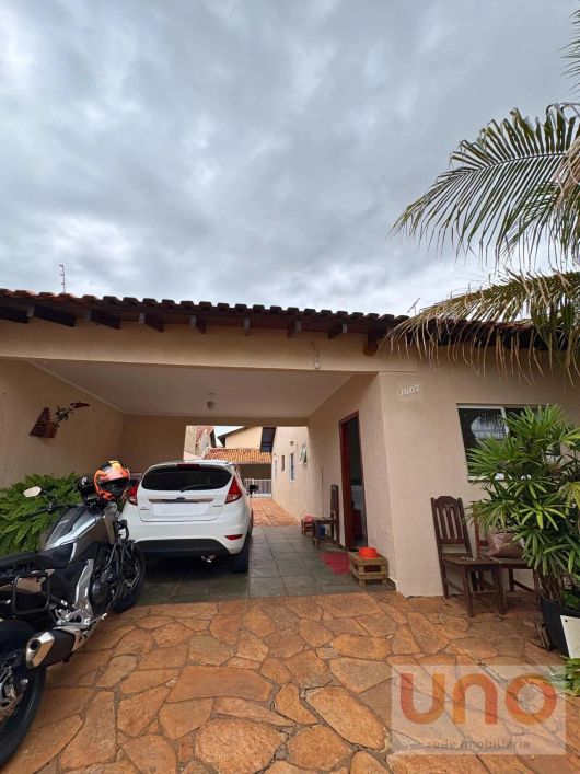 Casa com 4 quartos com piscina na Giocondo Orsi- Campo Grande