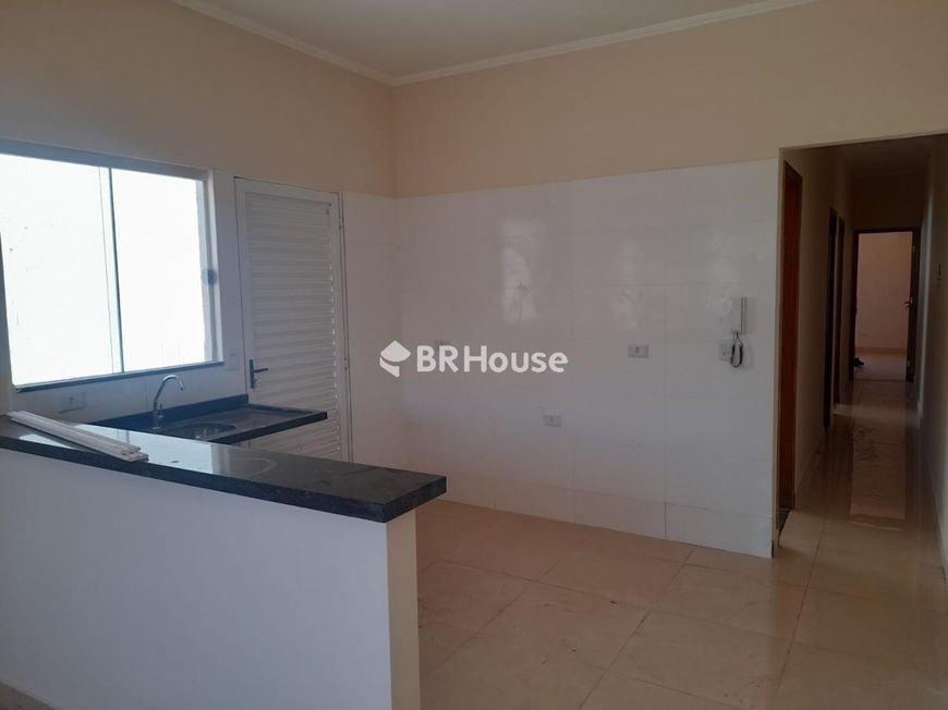 Jardim Colúmbia | Casa 3 quartos, sendo 1 suite