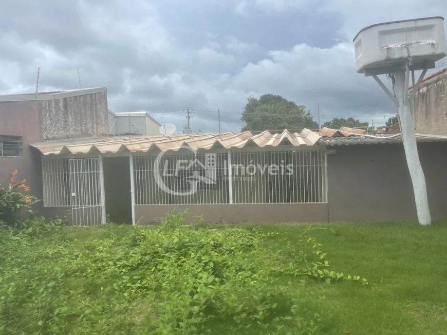 Espaço Comercial Impecável no Centro de Campo Grande-MS: 3 Quartos, 2 Salas, 4 Banheiros, 1 Vaga de