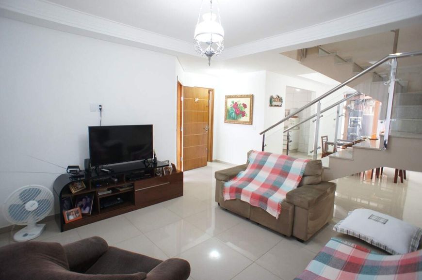 Sobrado à venda, 3 quartos, Monte Castelo - Campo Grande/MS