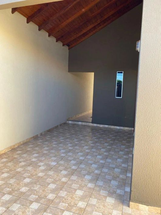 Casa Nova com Suíte + 2 Quartos
